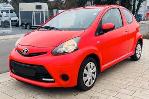 Toyota Aygo 1.0 12V VVT-i 3 porte Active Connect o