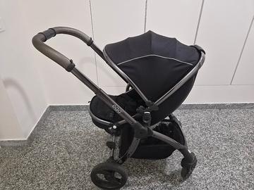 Passeggino Egg Stroller con riduttore neonato 0+