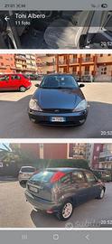 AUTOMOBILE FORD FOCUS