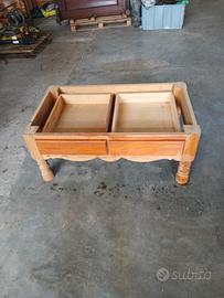 Tavolini per esposizioni