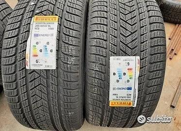 Coppia pneumatici nuovi 285 35 22 Pirelli