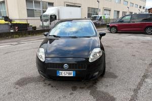 Fiat Grande Punto 1.4 3 porte Dynamic SI NEOPATENT