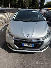 Peugeot 208 PureTech 82 5p. GPL Allure