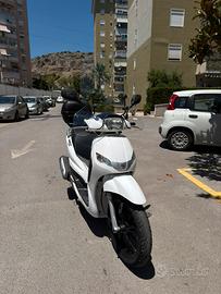 Peugeot Tweet 125