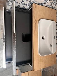 Mobile bagno sospeso