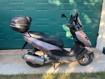 Aprilia Leonardo 300