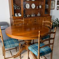 Tavolo Rotondo con 4 Sedie Stile Classico Anni ‘60