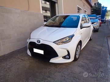 Toyota Yaris 1.5 Hybrid Trend (Finanziabile)