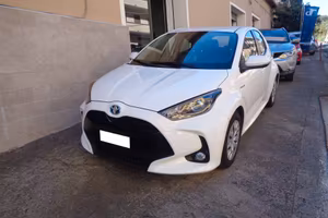 Toyota Yaris 1.5 Hybrid Trend (Finanziabile)