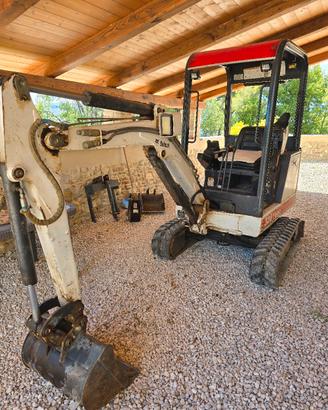 Mini Escavatore  Bobcat 320