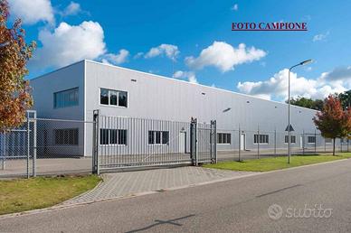 Immobile di 2200 m² con più di 5 locali a Lonigo