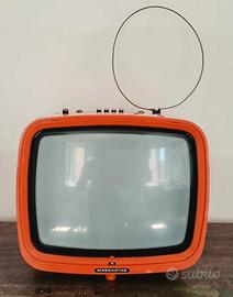 televisore vintage Magnadyne Picchio Rosso 