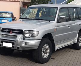 Mitsubishi Pajero 2.5 TDI 5P GLS -MOTORE NUOVO-