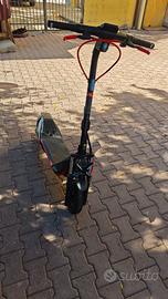 Segway ZT3 PRO monopattino elettrico ekickscooter