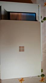 Microsoft Surface Laptop Go