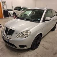 Lancia Ypsilon 1.2 Versus