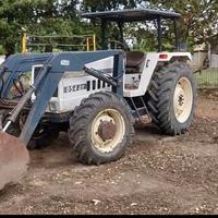 trattore Lamborghini 854 DT con caricatore frontal