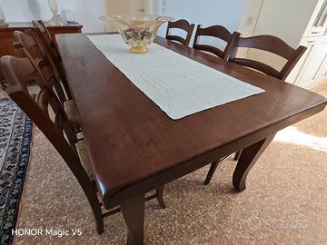 tavolo con 6 sedie legno massello