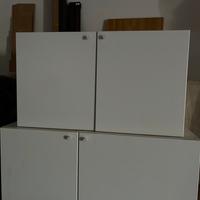 Mobile bianco da terra