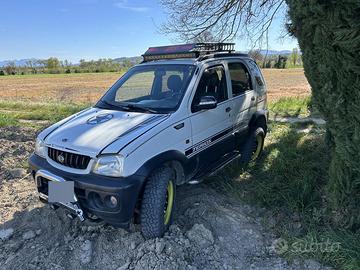 Daiatsu Terios J102, trasmissione a catena.