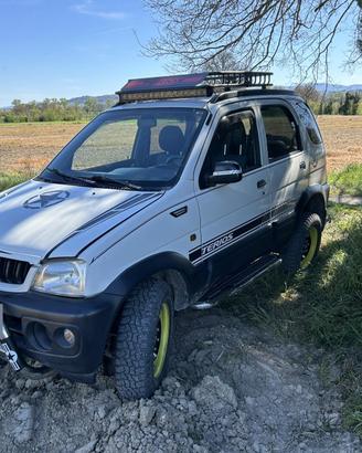 Daiatsu Terios J102, trasmissione a catena.