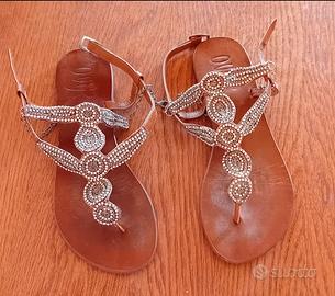 Sandali piatti infradito, in pelle