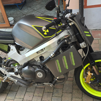 Vfr 800 custom street traker