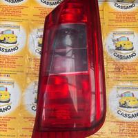 FARO POSTERIORE DESTRO LANCIA MUSA ANNO:2006