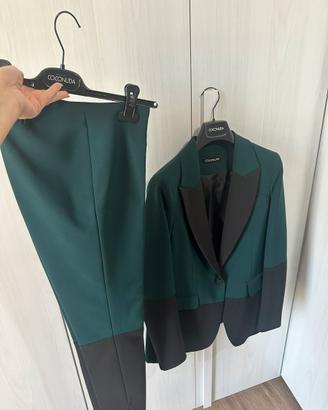Tailleur nero e verde Coconuda