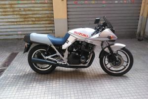 Suzuki gsx110 s katana