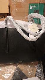BORSA CALVIN KLEIN NUOVA ANCORA CHIUSA 110 EURO
