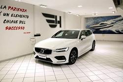 Volvo V60 2.0 d4 Momentum awd geartronic my20