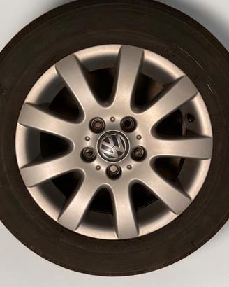 Cerchi in lega originali Volkswagen R15 + Gomme
