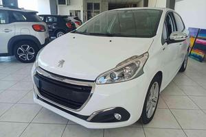 PEUGEOT 208 1° serie PureTech 82 5 porte Allure