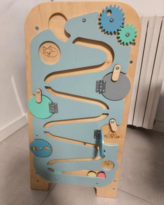 Torretta montessoriana Busy Kid in legno – Come nu