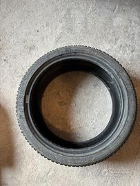Pneumatici invernali 225 40 18