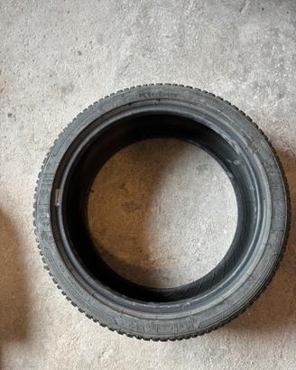 Pneumatici invernali 225 40 18