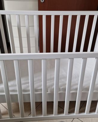 lettino IKEA Sundvik con materasso Jattetrot