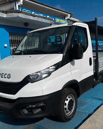 Iveco daily 35-140 allestito con cassone fisso