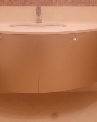Mobile da bagno completo di top e lavabo