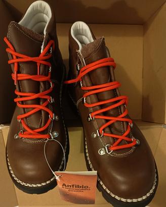 Scarponi trekking e lavoro 