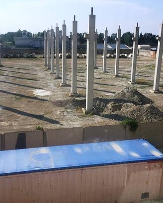 Immobile di 11000 m² con 2 locali a Caivano