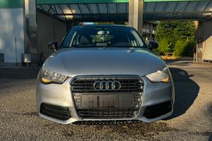 Audi A1 s-tronic 2014
