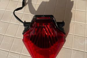 Faro posteriore MT 07 2017