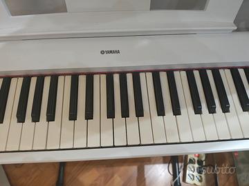 tastiera Yamaha piaggero NP-12 