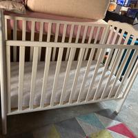 Lettino con materasso