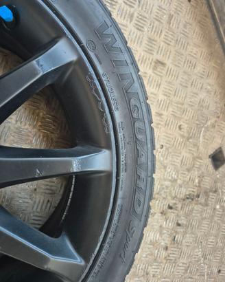 gomme invernali 215 / 45 R17 con cerchio in lega