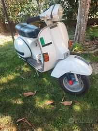 Vespa  Piaggio.  cc 125