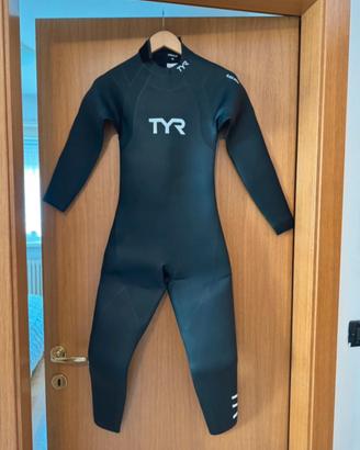Muta TYR hurricane C1 donna