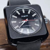 orologio cassa in resina anni 70